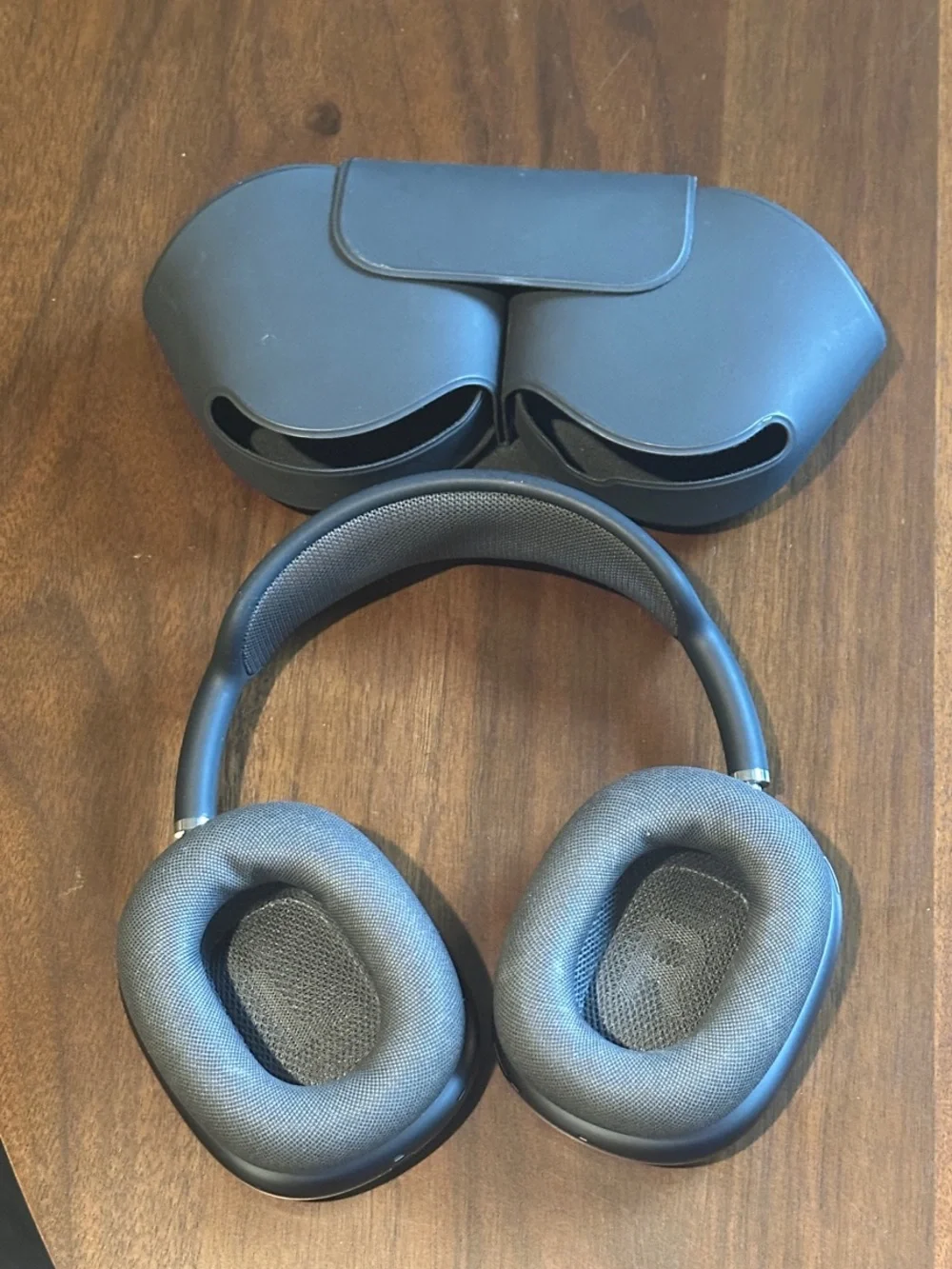 Apple AirPods Max Over-Ear Headphones - Space Gray Finish